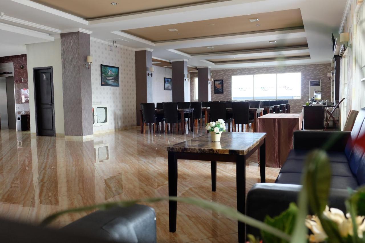 Pacific Hotel Ambon Exterior foto